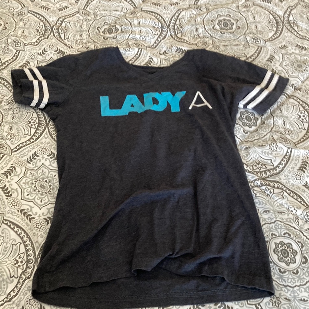 Lady A shirt Womens small